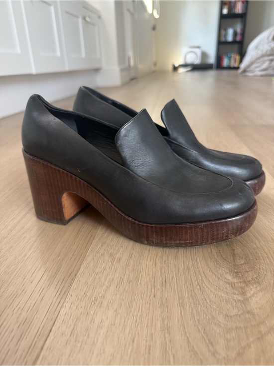 Vince Shoes - Vince Narissa Women's Black Leather Heeled Loafers Clogs Size 7